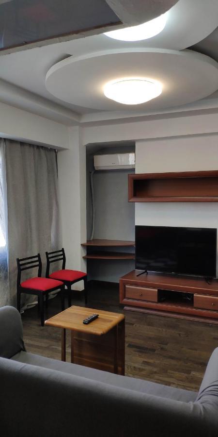 Apartment on Nazarbayeva 77 Almatı Dış mekan fotoğraf